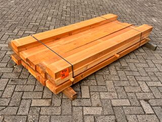 Ca. 11x Douglas Balken Fijnbezaagd, 80x180mm, lengte 205cm